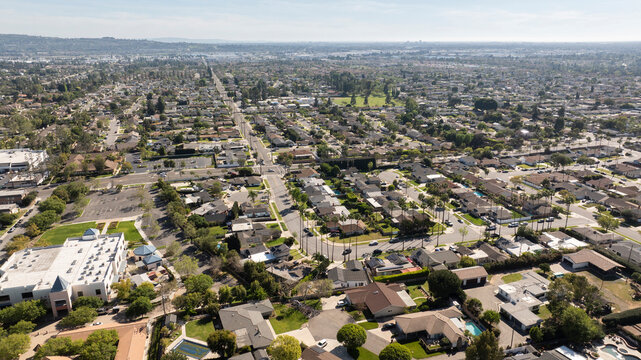 Aerial view of single family homes in a neighborhood of Yorba Linda, California, USA.