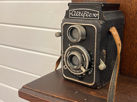 Detailed Close-up of Vintage Altiflex Twin-Lens Reflex (TLR) Camera