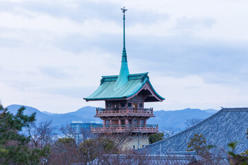 Naklejka premium 日本の風景 京都 大雲院 祇園閣