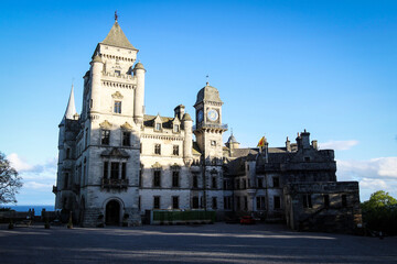 Obraz premium Dunrobin Castle general view by summer, Scotland
