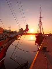 Sonnenuntergang und Schiffe Hafen von Wismar © hespasoft