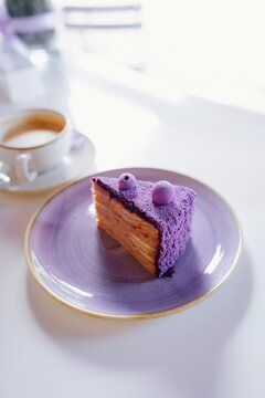 chocolate cake on a plate
