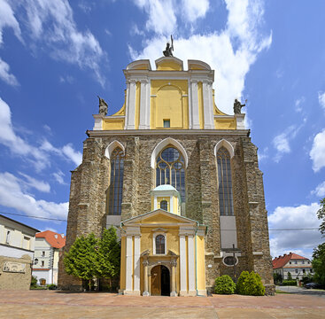 Kamenz Ząbkowice (Kamieniec Ząbkowicki) - Gothic church of the Assumption of the Virgin Mary and St. James the Elder, Poland