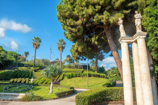 View of oldest public Giardano Bellini Park (Villa Bellini) in Catania, Sicili, Itali