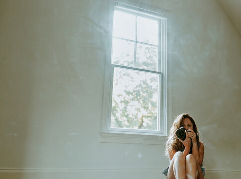 selfie of a woman in a mirror
