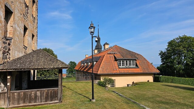 This is Sternorps Church in Sweden, located in the southern wing of the Sternorps Castle ruins.
The church was rebuilt after a fire and consecrated in 1789.
