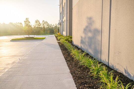 commercial warehousecommercial, warehouse, building, architecture, house, hotel, construction, sky, city, office, tree, residential, palm, estate, garden, residence, window, property, buildings, condo