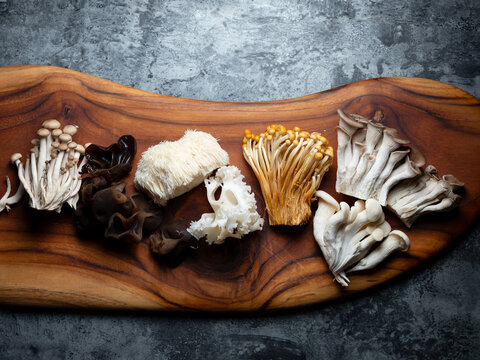 Assorted mushrooms on a tray