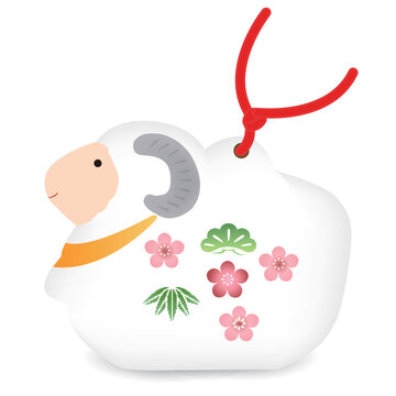 梅の花柄が描かれた日本の伝統的な縁起物の飾り