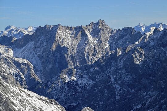 View of the Wetterstein Mountains from the mountain station of the Zugspitz cable car (2962 m), Grainau municipality, Garmisch-Partenkirchen district, Bavaria, Germany