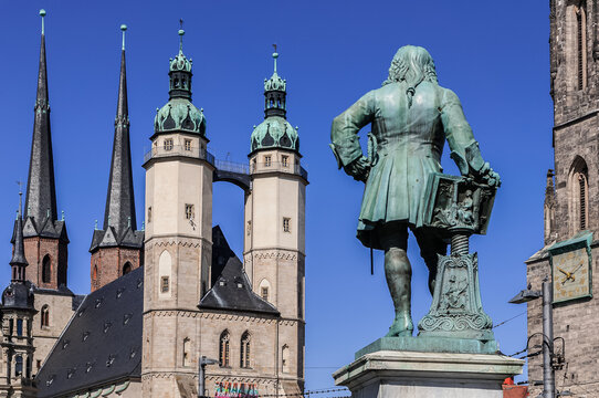 Halle-Saale Stadtpanorama mit Marktplatz