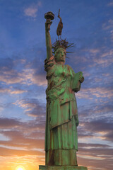Weathered Statue of Liberty © Anatoliy