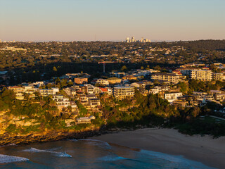 Obraz premium Aerial view of residential houses around the coastal area in Sydney, Australia.
