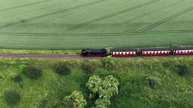 Harzer Schmalspurbahn/Selketalbahn. Zwischen Quarmbeck und Quedlinburg.