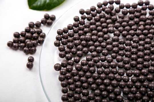 Black water filter beads