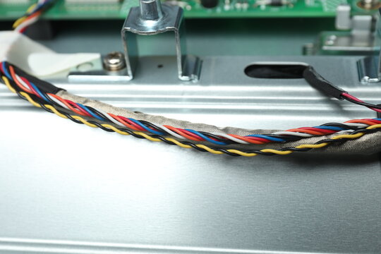Microchips, the contents of a computer part, a chip, an electrician, equipment.