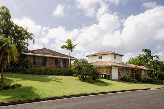 Coastal Australian homes on quiet suburban street