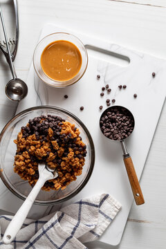 Ingredients used to make peanut butter and chocolate chip energy balls.