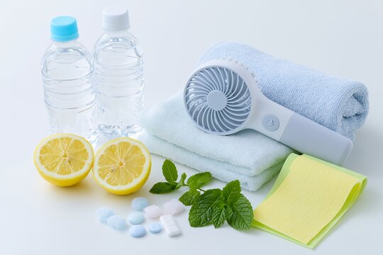 夏バテ対策」の写真素材 | 1,522件の無料イラスト画像 | Adobe Stock