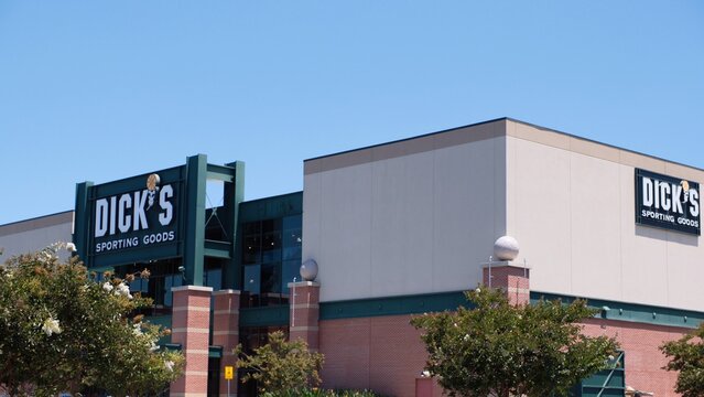 Dick's Sporting Goods store exterior at a shopping mall