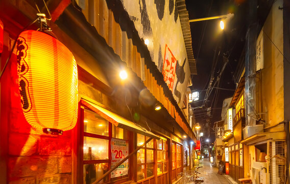東京・阿佐ヶ谷スターロード　飲み屋街
