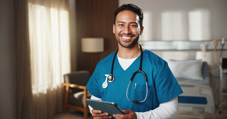 Obraz premium Nurse, man and portrait with tablet in hospital for online schedule, planning and medical research. Happy person, tech and telehealth app for healthcare, surgery information and advice on website