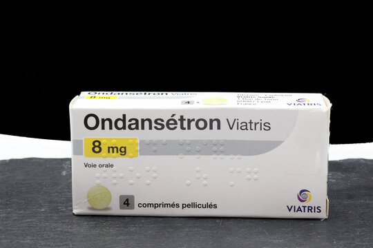 Boite de comprim&eacute;s de 8 mg de Ondans&eacute;tron de chez Viatris