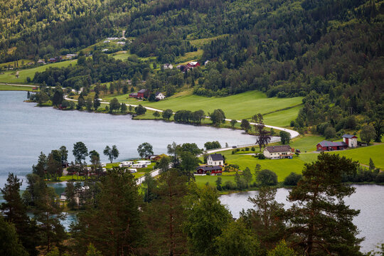 Scenic Norwegian countryside with lake and rural farms