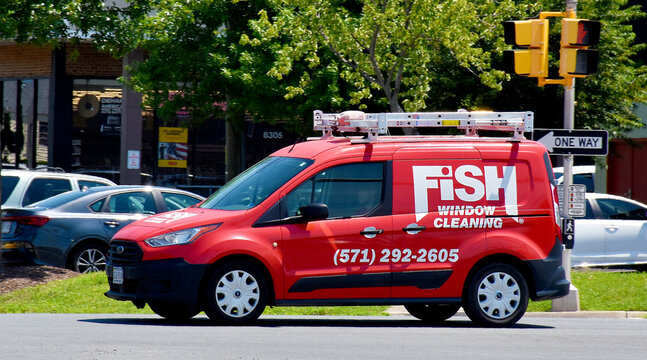 Fish Window Cleaning Company Van, Virginia, USA