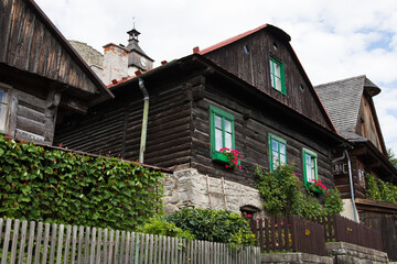 Stara drewniana zabudowa miasteczka Stramberk Czechy © kubikactive