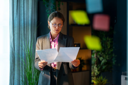 Reviewing Business Documents and Reports