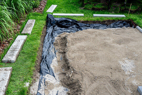 Preparing subgrade for garden paving slab installation