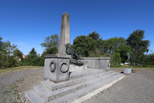 Monument aux morts, ville de Rocroi, anciennement Rocroy, d&eacute;partement des Ardennes, France