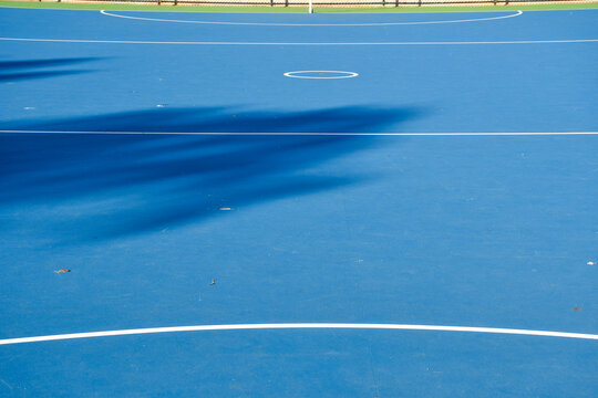 netball court with lines and centre circle