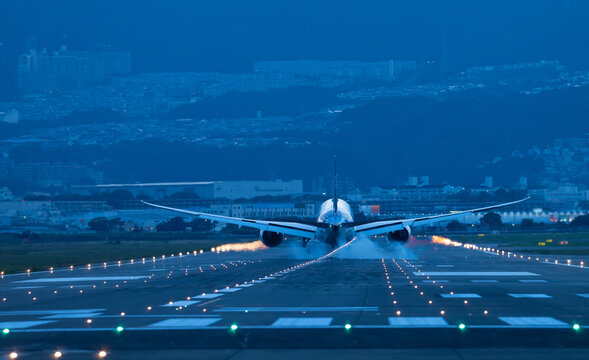 飛行機 B787