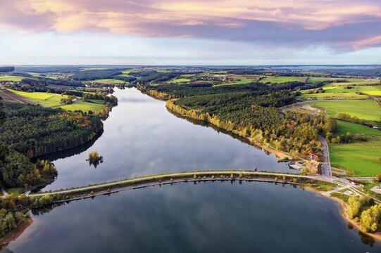 Aerial view, in front of Gro&szlig;er Brombachsee dam, back Igelsbach lake, front right Strandhaus Enderndorf, reservoir, Franconian Lake District, Middle Franconia, Bavaria, Germany