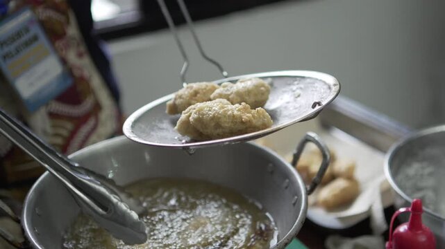 indonesian food called "pempek" that create by mothers on the cooking training