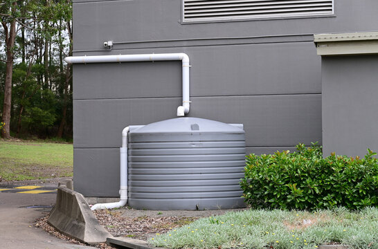 Rainwater storage tank