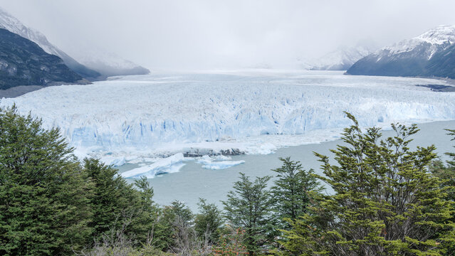 Natural scenery of El Calafate Moreno Glacier in Argentina