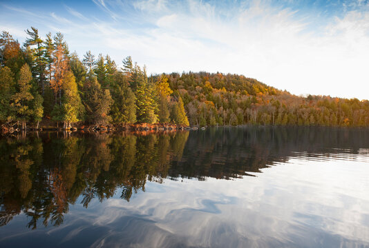 Quiet cove on Upper Saranac Lake in New Yorks Adirondack Mountains