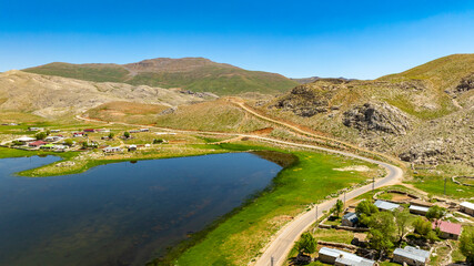 Obraz premium Lake Eğri which is 130 km from Alanya and 40 km from Gündoğmuş, is located at an altitude of 2100 meters on the eastern slope of Geyik Mountain at the Taurus Mountains.. If you are going from Seydişeh