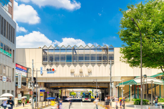 東京・練馬駅　（西武池袋線　都営大江戸線）
