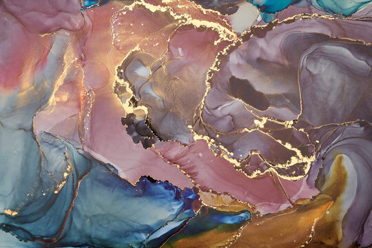 Modern abstract background featuring fluid ink movement and refined gold details. Organic forms and smooth transitions for luxury design, covers, presentations, and creative projects