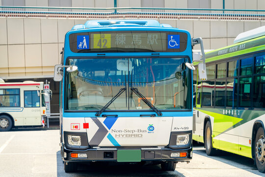 西武バス（ハイブリッド）・東京・練馬駅バスターミナル