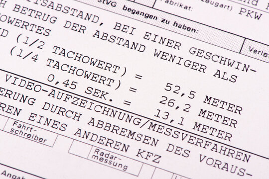 Ein Bu&szlig;geldbescheid einer Abstandsmessung mit zu geringem Abstand