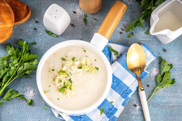 Naklejka na ściany i meble Homemade tasty Leek Cream Soup
