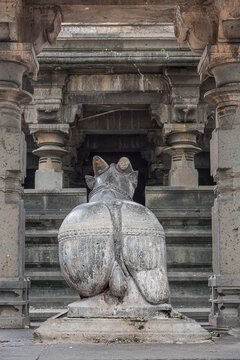 Sangam Mahuli, Sri Kashi Vishweshwar Temple, Dakshin Kashi, Maratha and Hemadpanthi architecture, Set at the confluence of the Krishna and Venna rivers, Satara, Maharashtra, India.