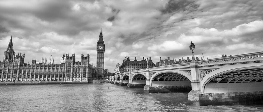 Beautiful view of Westminster Bridge and Big Ben on a sunny day - London