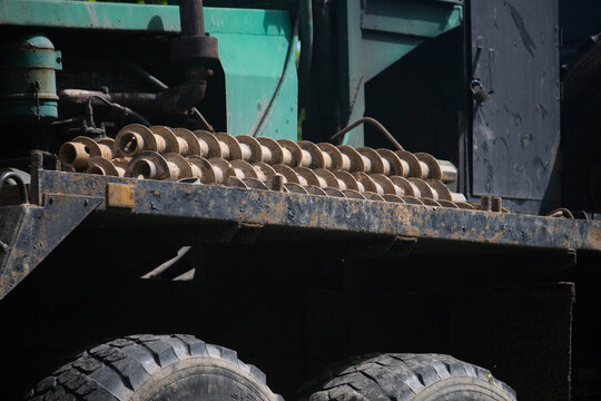 drilling equipment for geological soil exploration