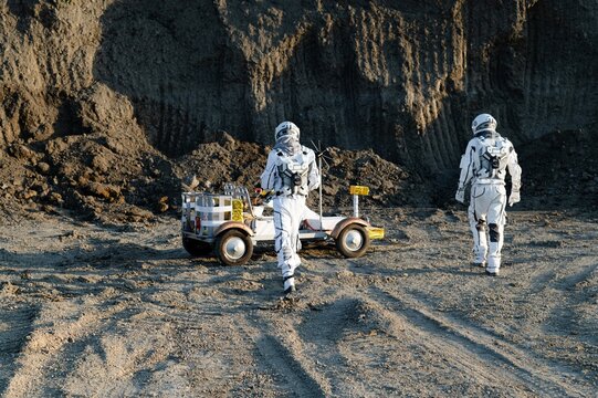 Exploration of moon surface by astronauts with research rover during lunar mission